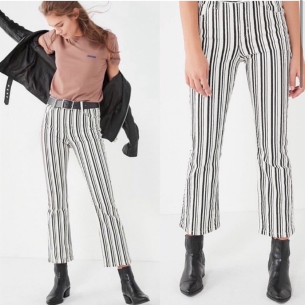 High Rise Cropped Kick Flare Striped Jeans - Picture 4 of 8